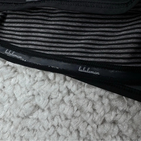 Lululemon Meshed up Short. Cheetah Leopard Print. Lined. Running Workout. 8 - Picture 10 of 14